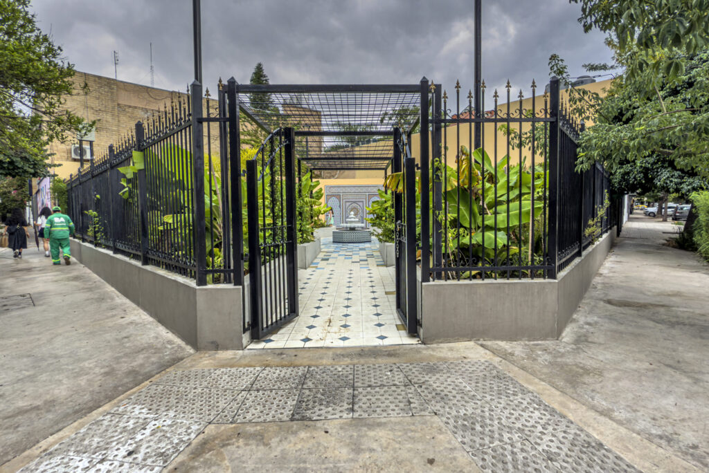 Patio de Marruecos, a cute little garden I encountered